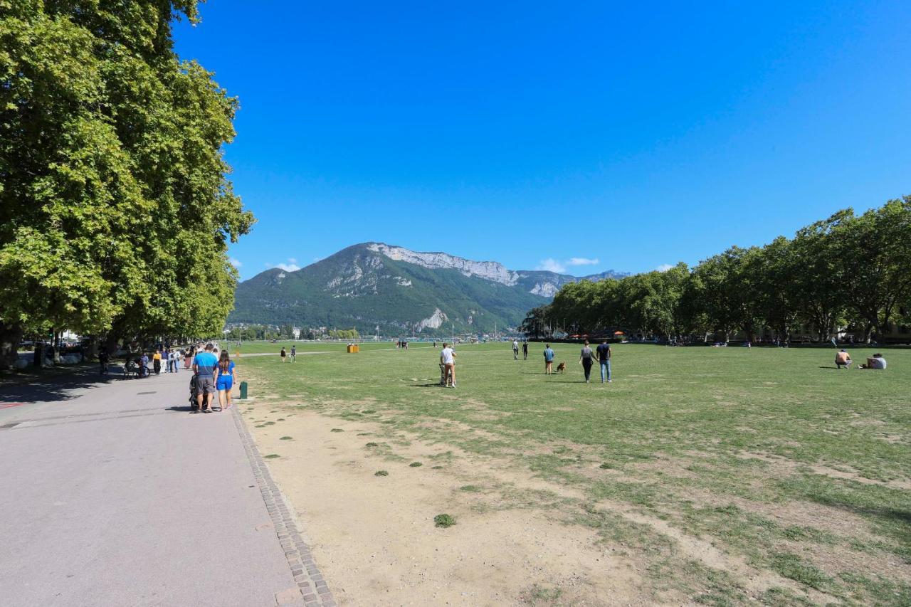 Royalement Bien ! Hyper-Centre - Wifi - Netflix - Disney Plus Annecy Exteriör bild